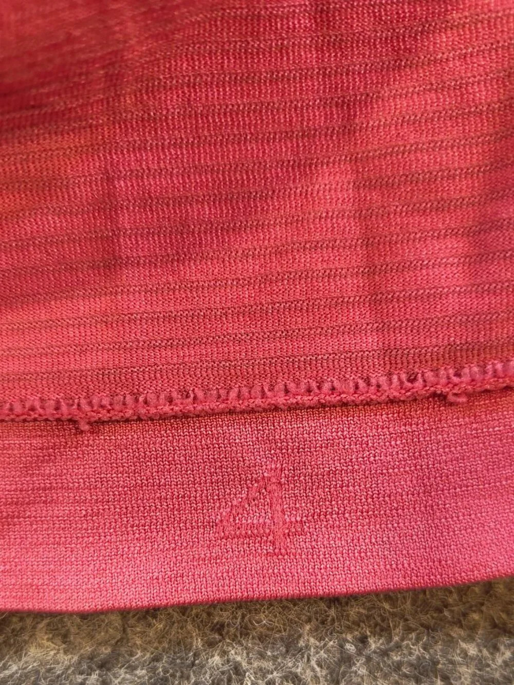 Lululemon Women’s Long Sleeve Performance Top – Size 4 – Pink